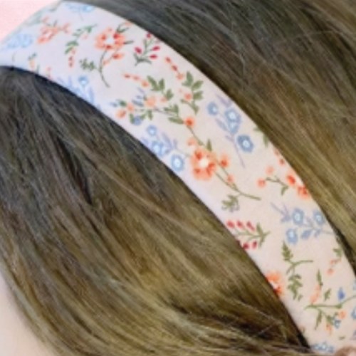 Pudroworóżowa opaska w łączkę 3 cm – zdjęcie 4