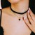 Choker naszyjnik czarny złoty z sercem na szyję - regulowany, elegancki – zdjęcie 4
