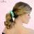 Turkusowa satynowa gumka scrunchie – zdjęcie 3